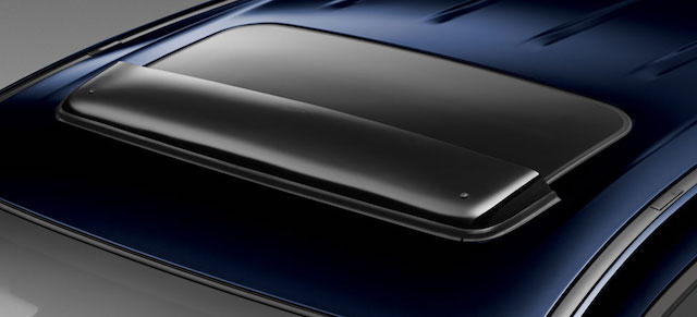 Moonroof deflector