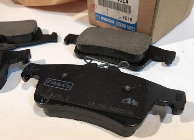 mazda oem Replacement pads mazda oem Replacement pads