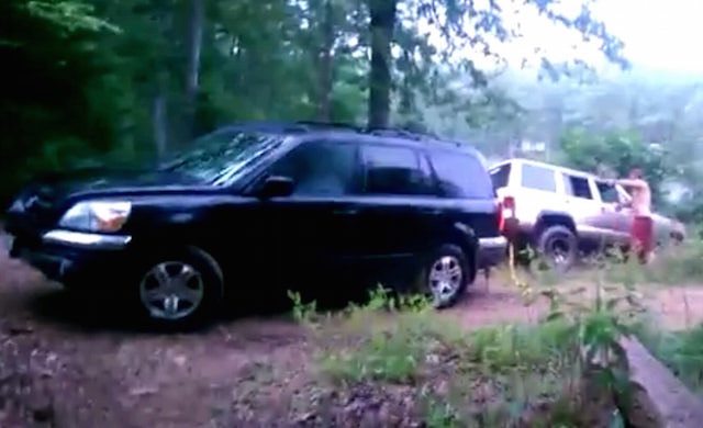 Honda tows jeep
