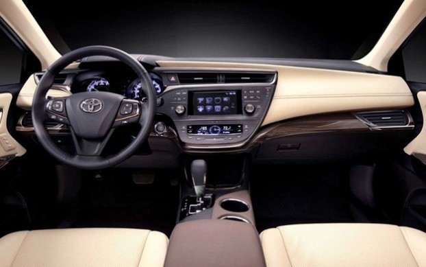 2013 Toyota Avalon Best Interior - Wards Auto 2013 Toyota Avalon Best Interior - Wards Auto