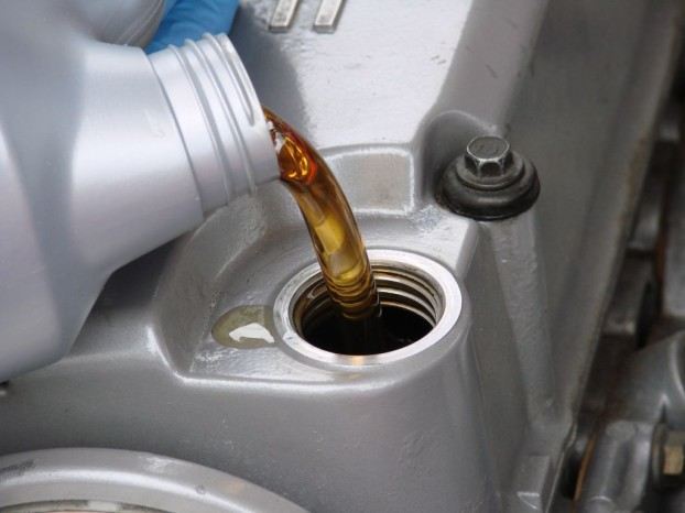 New Motor Oil For Passenger Cars New Motor Oil For Passenger Cars