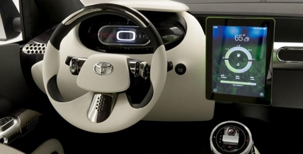 Toyota U2 Interior
