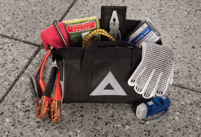 Toyota Highlander emergency assistance kit PT420-00130 Toyota Highlander emergency assistance kit PT420-00130