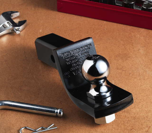 Toyota Highlander trailer ball and ball mount PT228-48080 Toyota Highlander trailer ball and ball mount PT228-48080