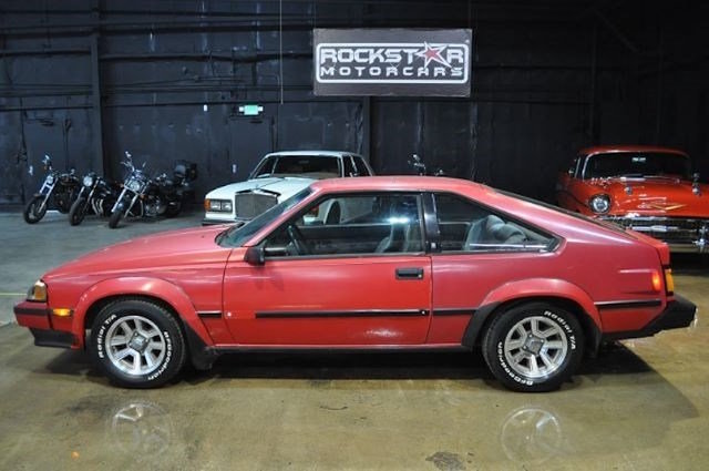 Celica red hatch