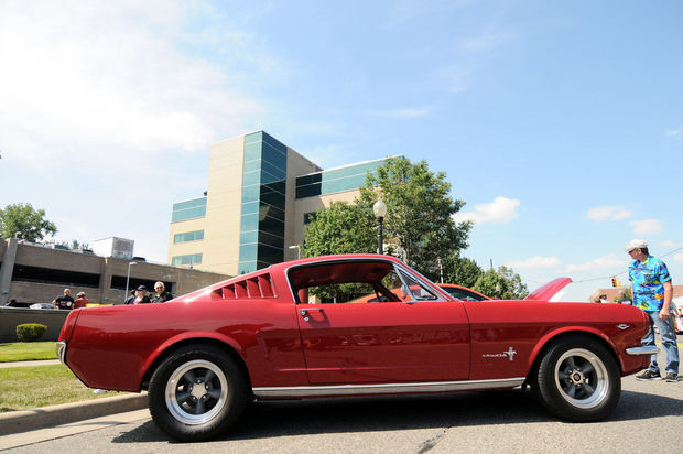 2013 Woodward Dream Cruise Mustang Alley - Photos and Video 2013 Woodward Dream Cruise Mustang Alley