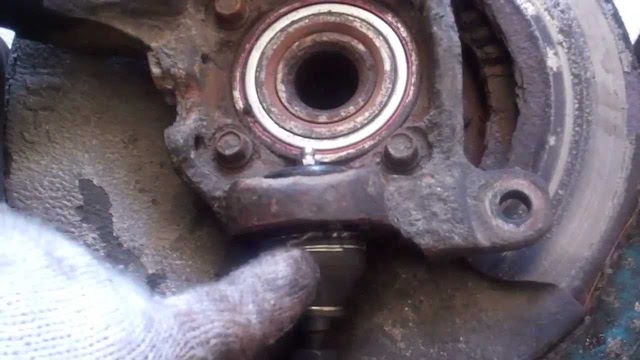 Worn out Subaru steering knuckle