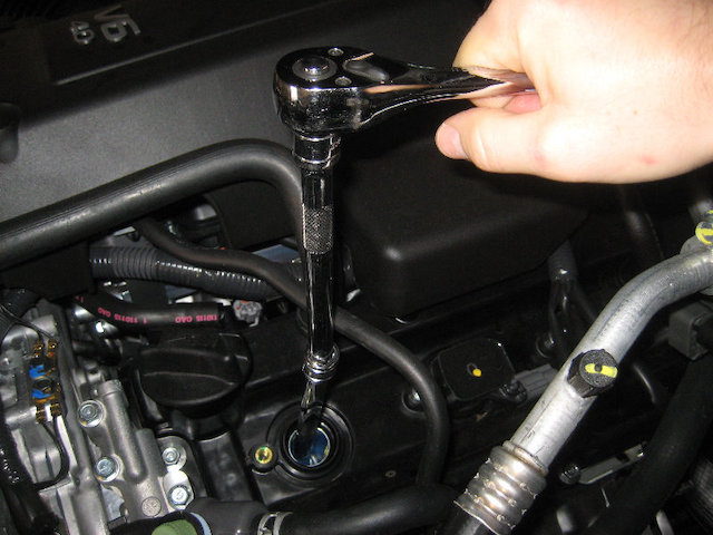 Nissan spark plug replace