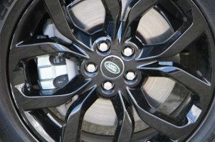 Land Rover Brake Pads and Rotors