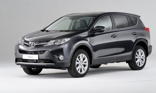 2013 Toyota RAV4 Picks Up IIHS Top Safety Pick, KBB Top SUV Ranking
