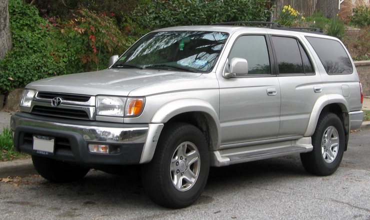 Toyota 4Runner Maintenance - Change Brake Pads 