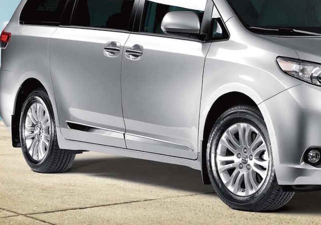 Toyota Sienna lower door moldings PT29A-08100 