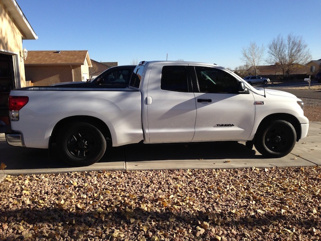 Lowered Tundra Stark