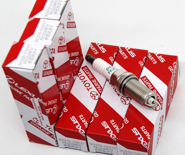 Toyota plugs