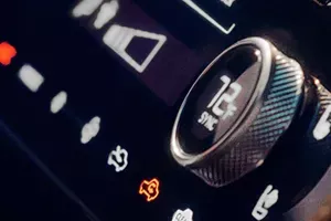 INFINITI A/C & Heater Controls Image