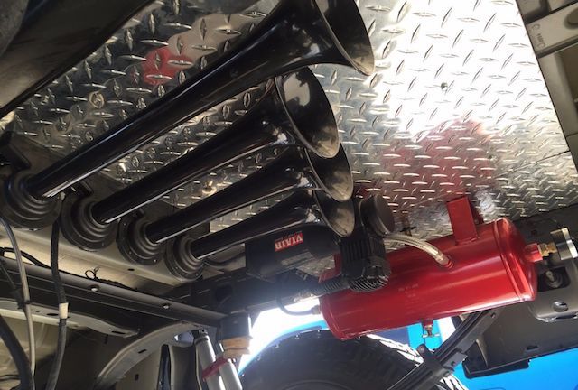 Custom Ford horn