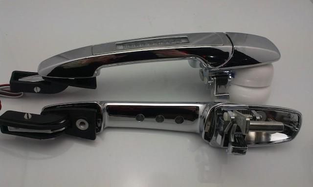 Handle pair
