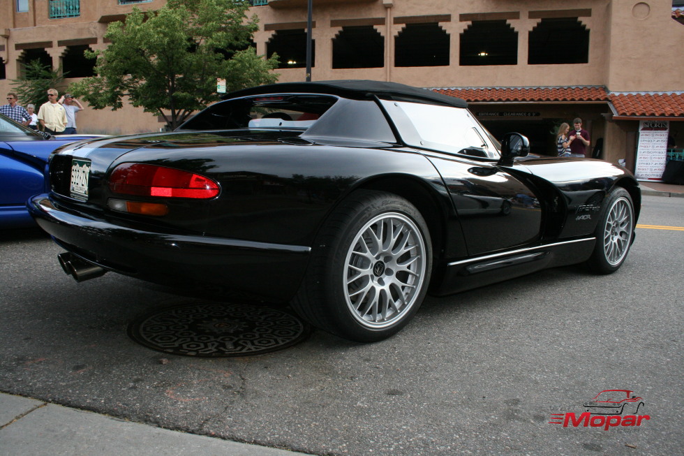 Black 96 Viper RT10