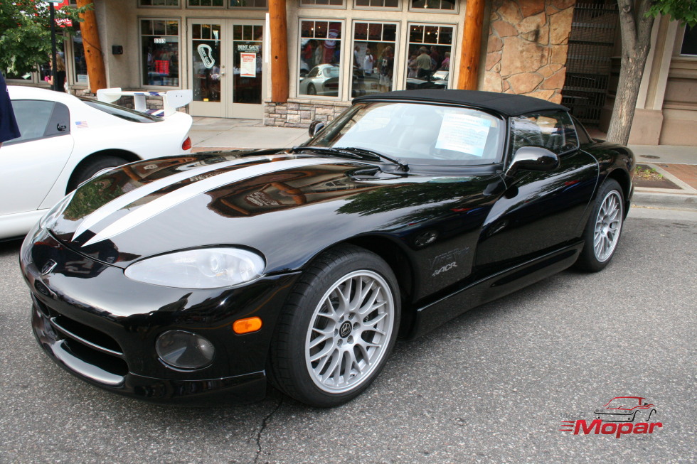 Black 96 Viper RT10