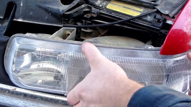 How To Replace A GM Headlight