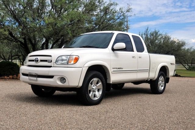 Toyota Tundra paint codes