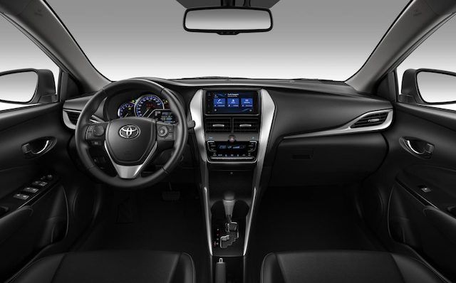 Yaris interior