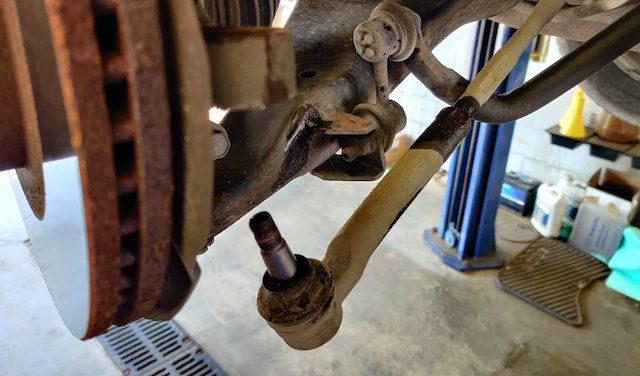 GM tie rod end GM tie rod end