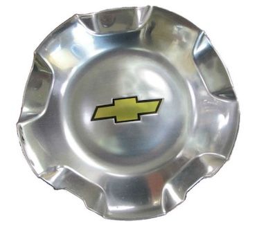 GM hubcap GM hubcap