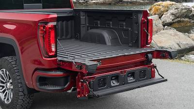 GM tailgates GM tailgates