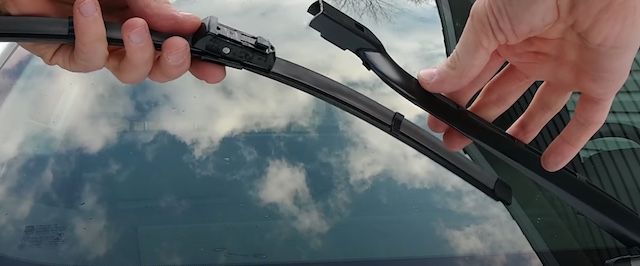 OEM GM windshield wiper blades OEM GM windshield wiper blades