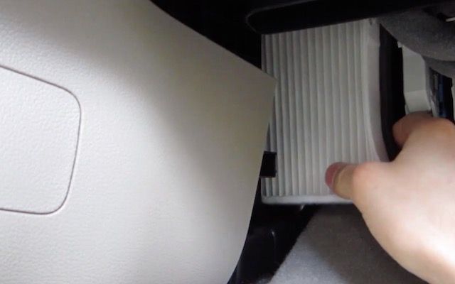 Ford cabin air filter replacement Ford cabin air filter replacement