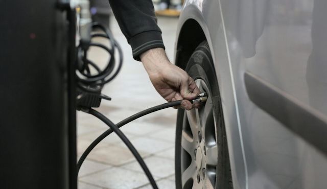 2012_Ford_Super_Duty_F-350_XLT_Diesel