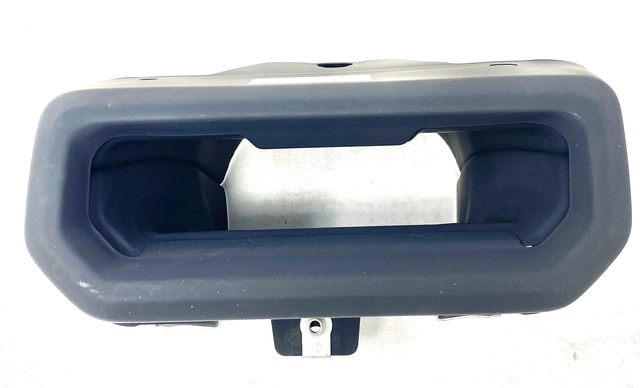 85084203 - Exterior: 2022-2024 GMC Chevrolet Rear Left &amp; Right Exhaust Bezels Set Of 2 Black for Chevrolet: Silverado 1500, Silverado 1500 LTD | GMC: Sierra 1500, Sierra 1500 Limited Image