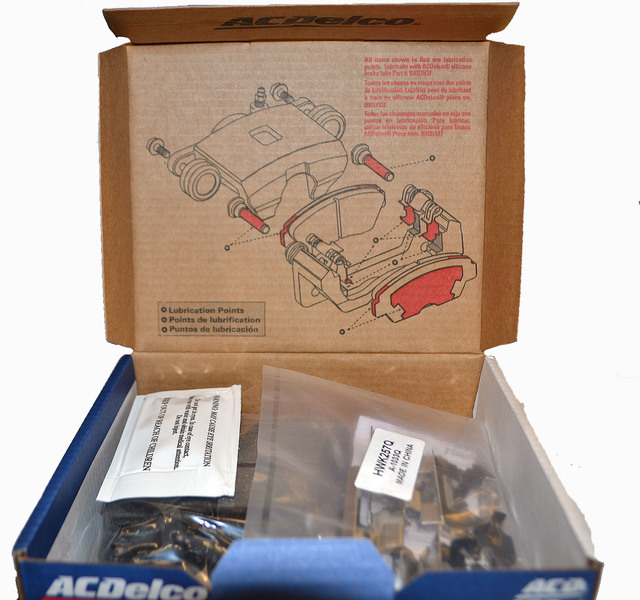 19427984 - : Ceramic Rear Disc Brake Pad Kit with Clips for GM Image