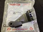 72521TK8A02 - Body: Sliding Door Roller for Honda Image
