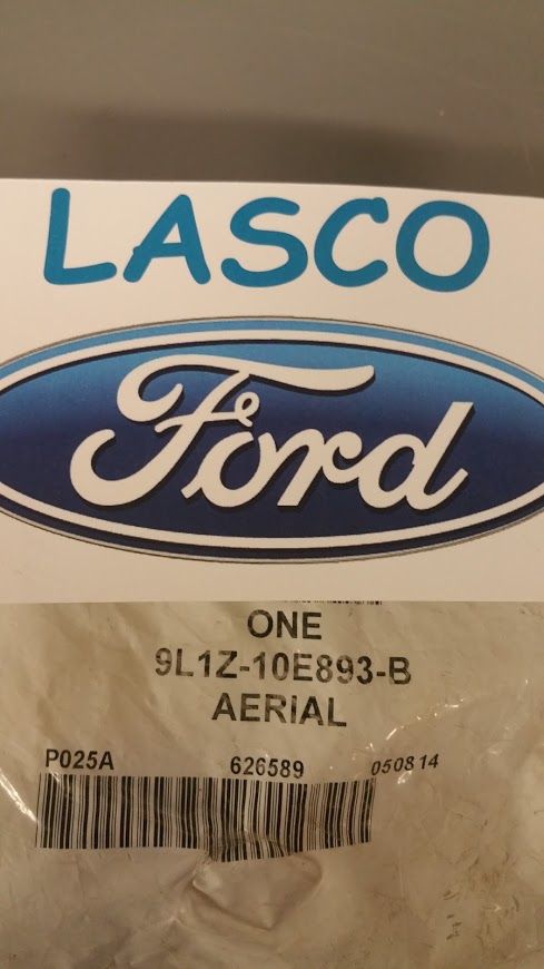 9L1Z10E893B - Electrical: GPS Antenna for Ford: Expedition, Explorer, Explorer Sport Trac | Lincoln: Navigator | Mercury: Mountaineer Image