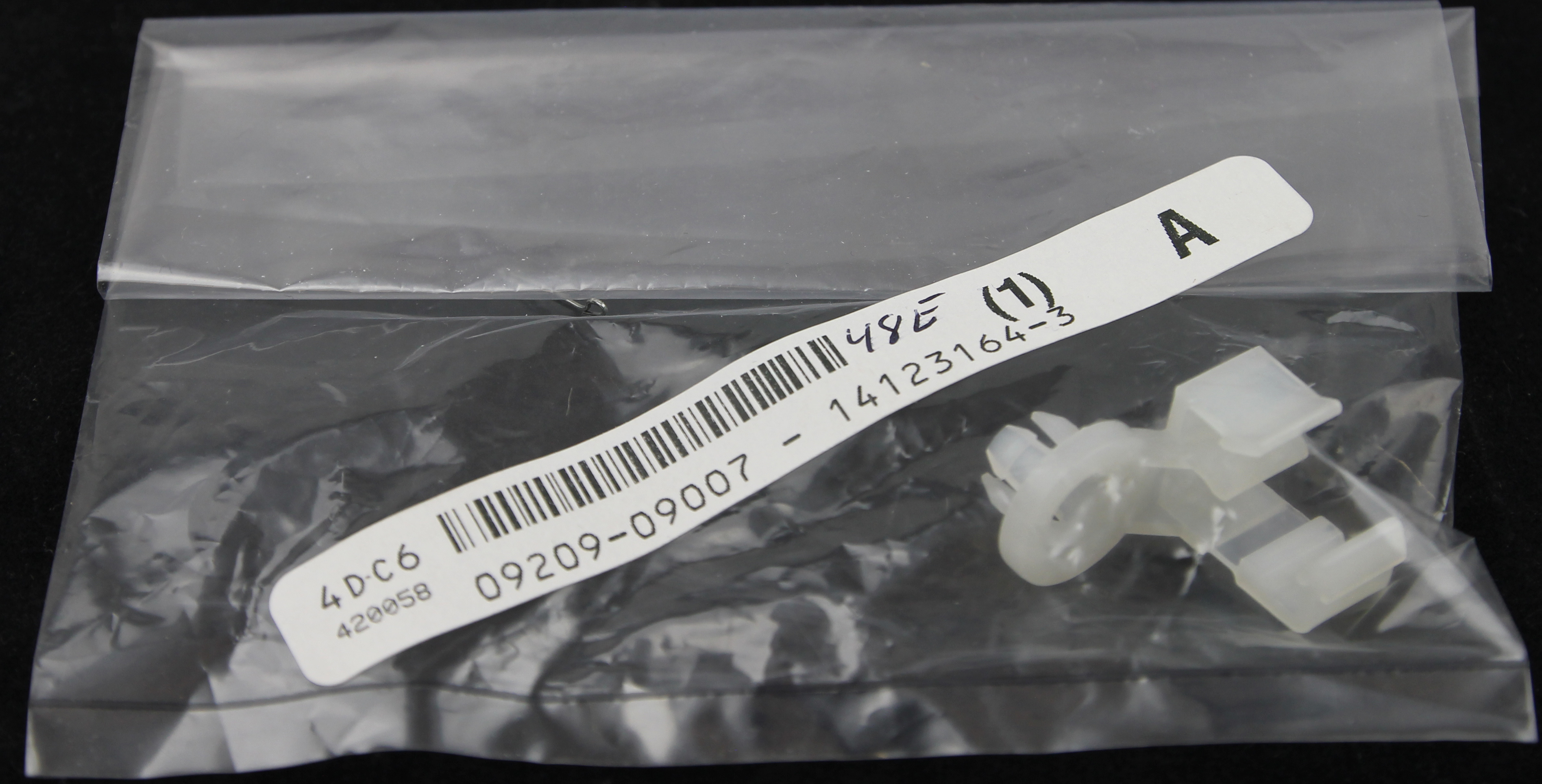 920909007 - Body: Support Rod Clamp for Suzuki: Aerio, Esteem, Swift, SX4 Image