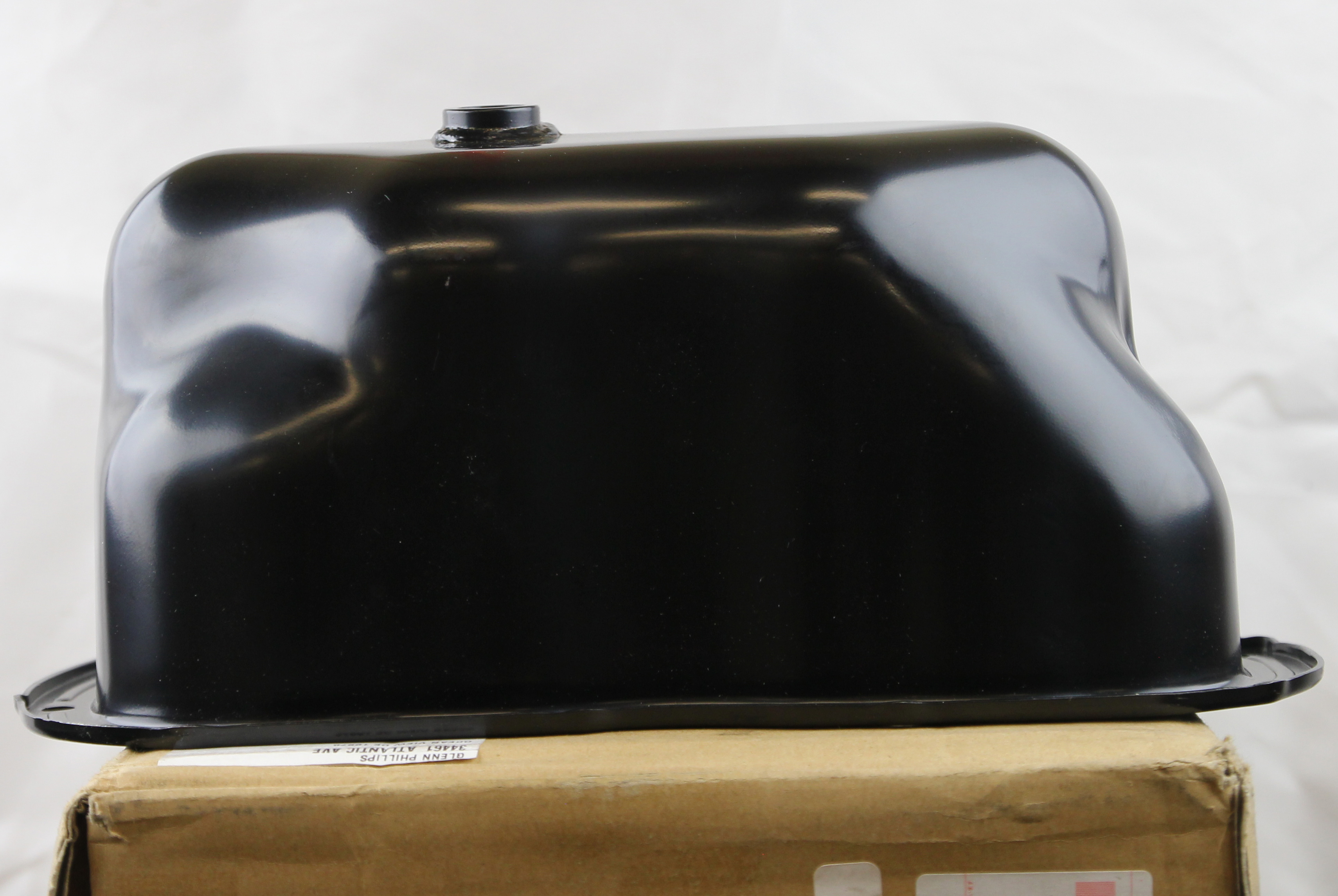 1152085F10 - Engine: Oil Pan for Suzuki: Grand Vitara, Vitara, XL-7 Image