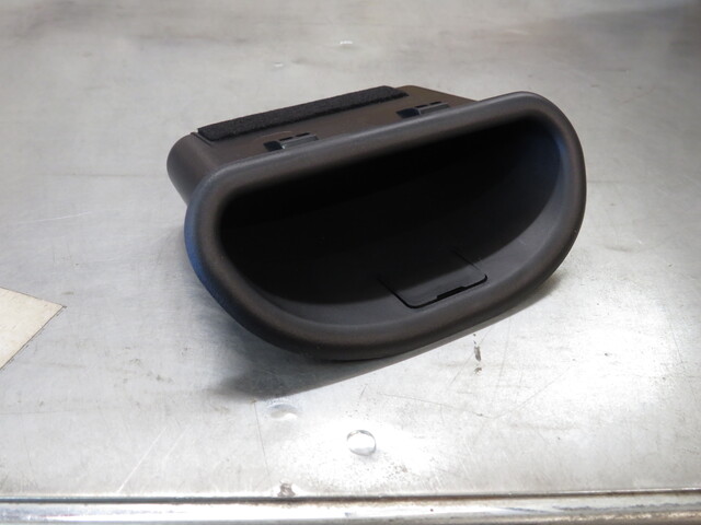 アオ　0423 81792-D9000 - Pull Handle 2018-2021 Kia Sportage | Kia Cheap Parts