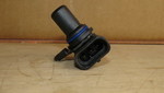 393183C100 - Electrical: Camshaft Sensor for Kia: Amanti, Borrego, Cadenza, Sedona, Sorento Image