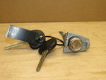 819703WB00 - Body: Cylinder &amp; Keys for Kia: Sportage Image