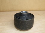 545842K000 - : Lower Control Arm Front Bushing for Kia: Rio, Sorento, Soul Image
