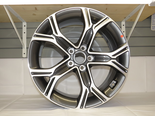 9号 sv/k10 YG agete3連リング　さざなみ 19 x 8 Kia Stinger 2022 2023 Factory OEM Front Wheel Rim 95133