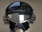 9597794 - : Button Style Center Cap with GMC Logo for GMC: Sierra 2500 HD, Sierra 3500 HD Image