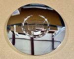 9594878 - : Button Style Center Cap with Crest and Wreath Logo for Cadillac: Escalade Image