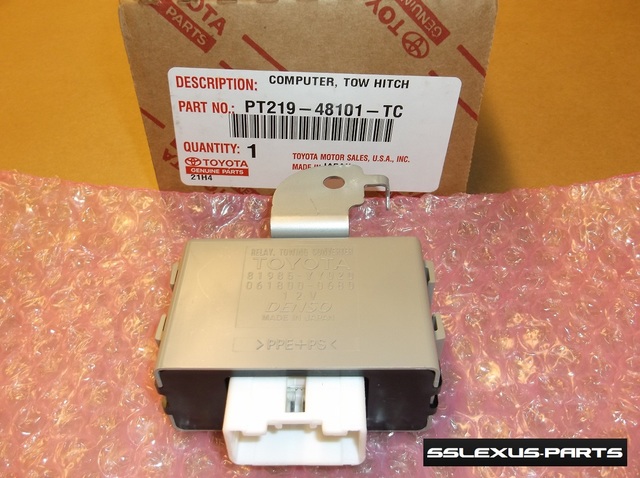 PT21948101TC - Towing: TOW CONVERTER BOX for Lexus: RX350, RX450h Image