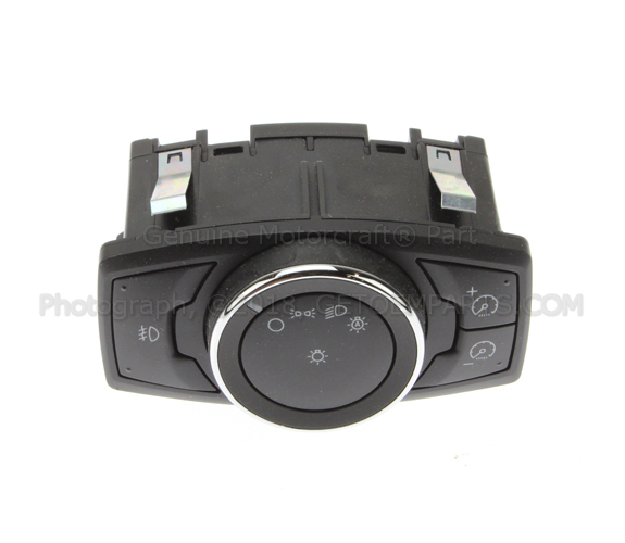 CP9Z11654J - : Headlamp Switch for Ford: C-Max, Escape, Focus, Transit Connect Image