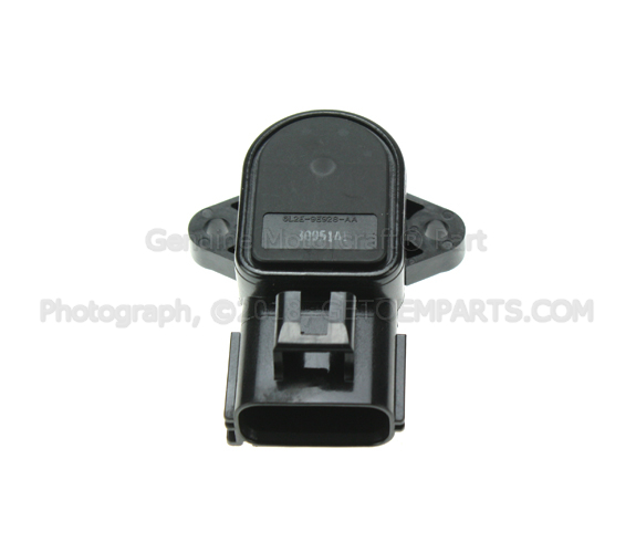 6L2Z9B989C - : Throttle Position Sensor for Ford: Crown Victoria, E-150, E-250, E-350 Super Duty, E-450 Super Duty, Expedition, F-250 Super Duty, F-350 Super Duty, F-450 Super Duty, F-550 Super Duty, Mustang | Lincoln: Navigator, Town Car | Mercury: Grand Marquis Image