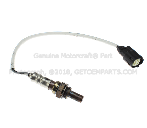 BE5Z9G444A - Emission System: Lower Oxygen Sensor for Ford: Escape, Explorer, F-150, Flex, Fusion, Police Interceptor Sedan, Police Interceptor Utility, Taurus | Lincoln: MKS, MKT, MKZ | Mercury: Mariner, Milan Image