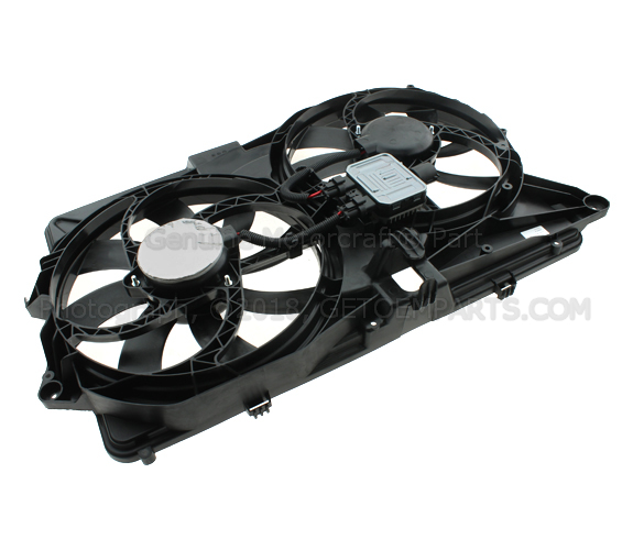 RF383 - : Motorcraft™ Engine Cooling Fan Assembly for Ford: Flex Image
